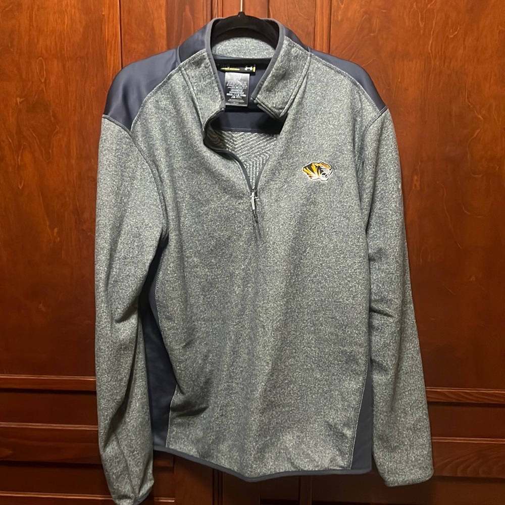 University of Missouri - Men’s pullover - size large